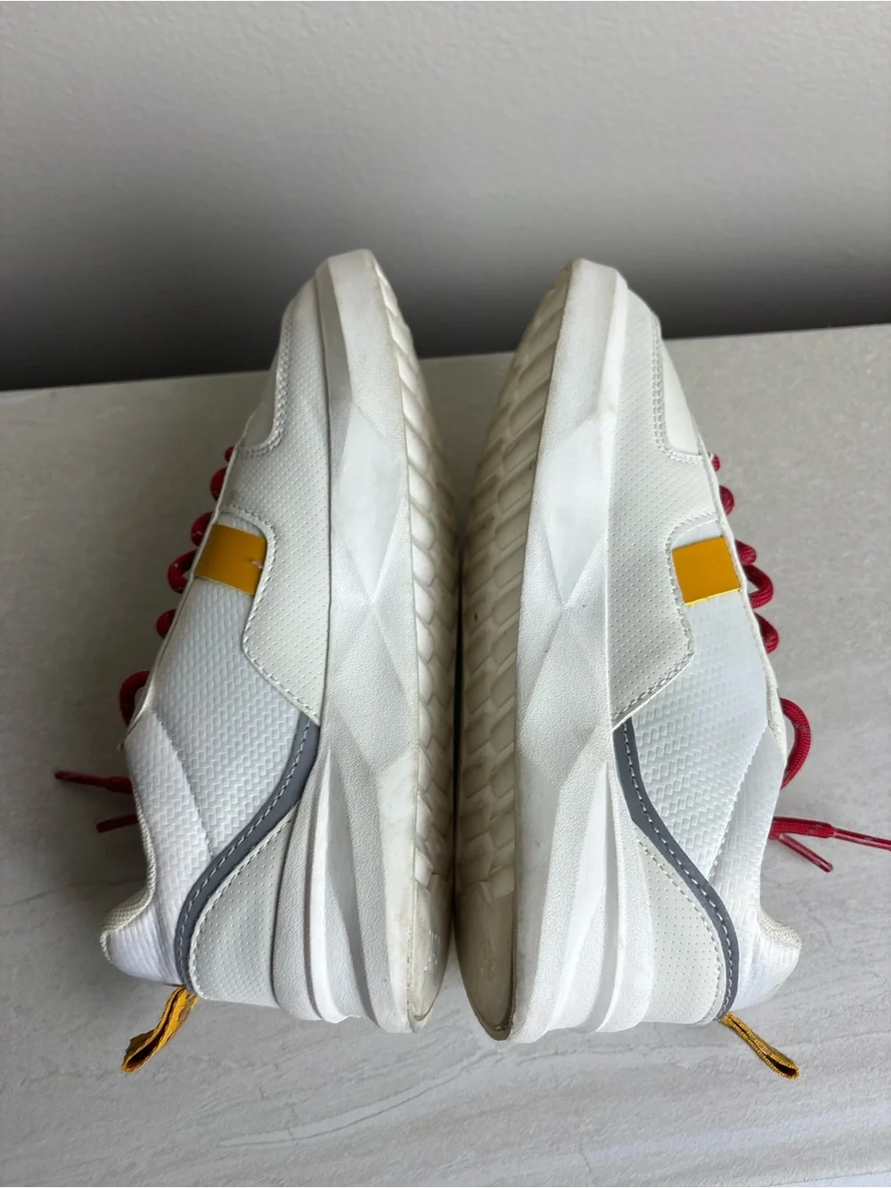 ZARA Boys NASA White Sneakers Memory Effect insole -size 3